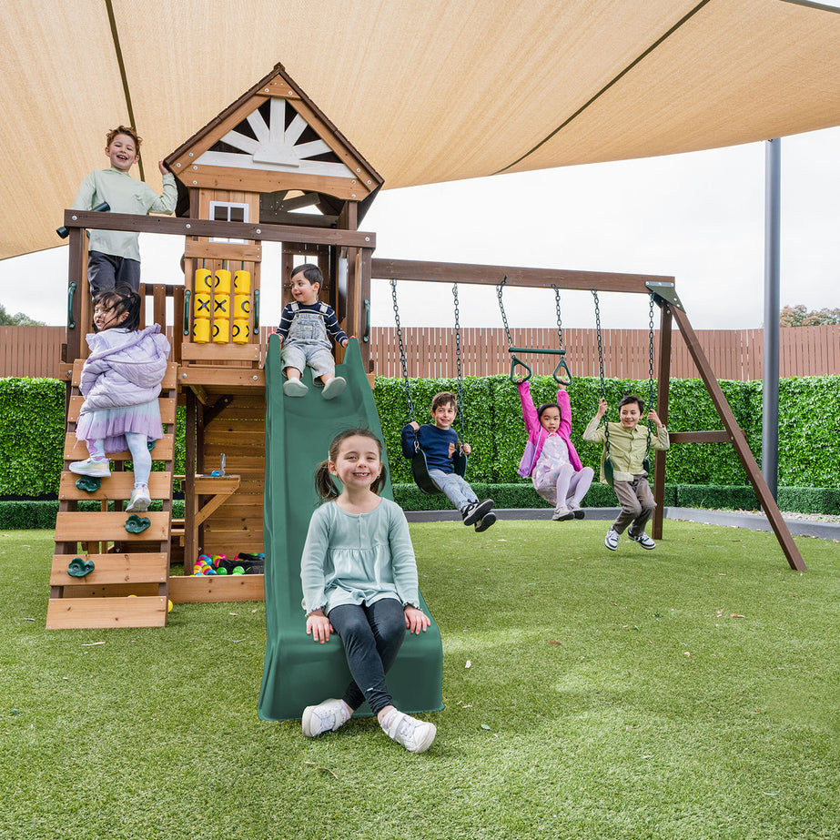 Coventry Play Centre & Swing Set (Green Slide)