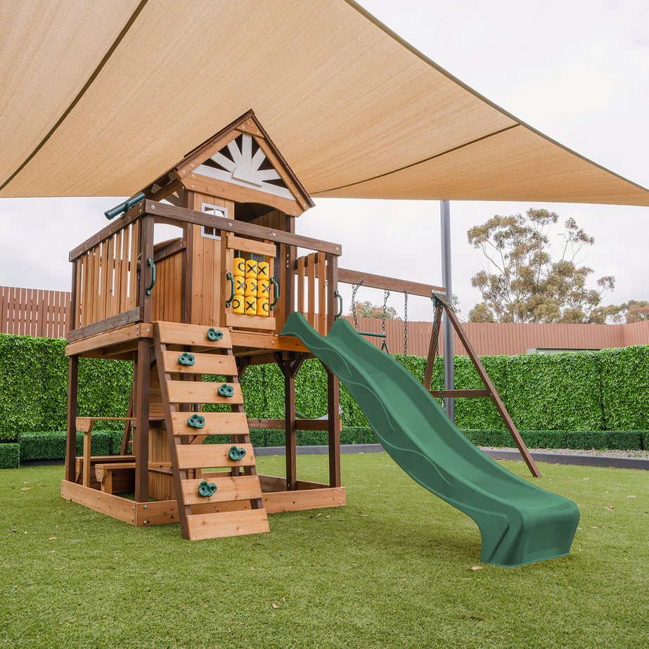 Coventry Play Centre & Swing Set (Green Slide)