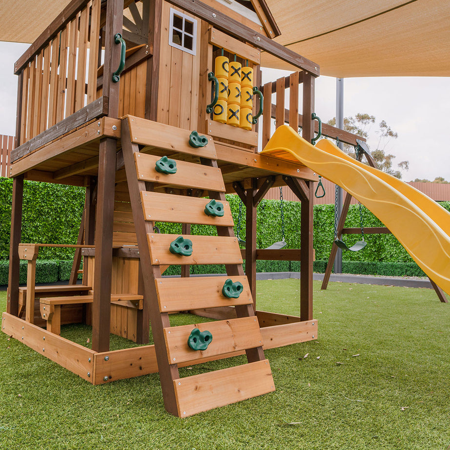 Coventry Play Centre & Swing Set (Yellow Slide)