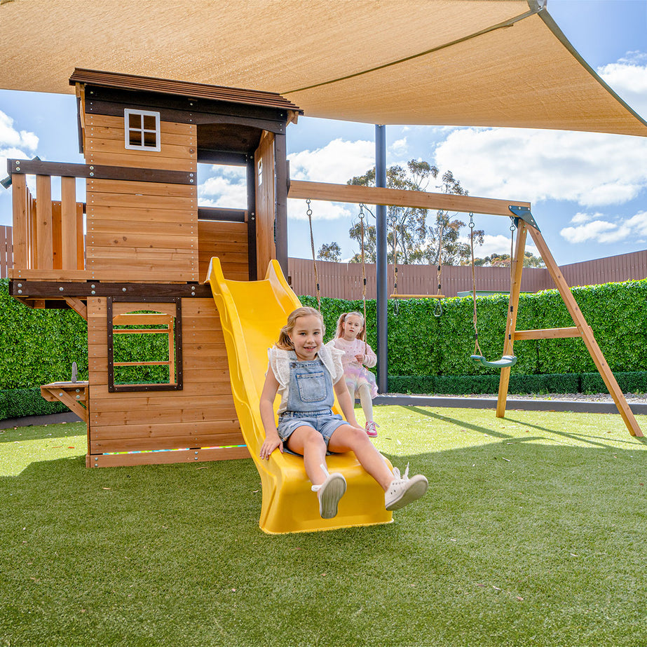 Darlington Play Centre & Swing Set (Yellow Slide)