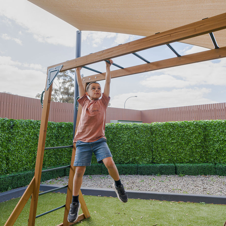 Meer Brook Play Centre & Swing Set (Green Slide)