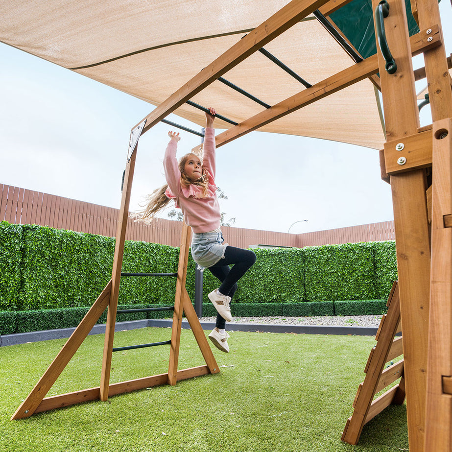 Walton Play Centre & Swing Set (Blue Slide)