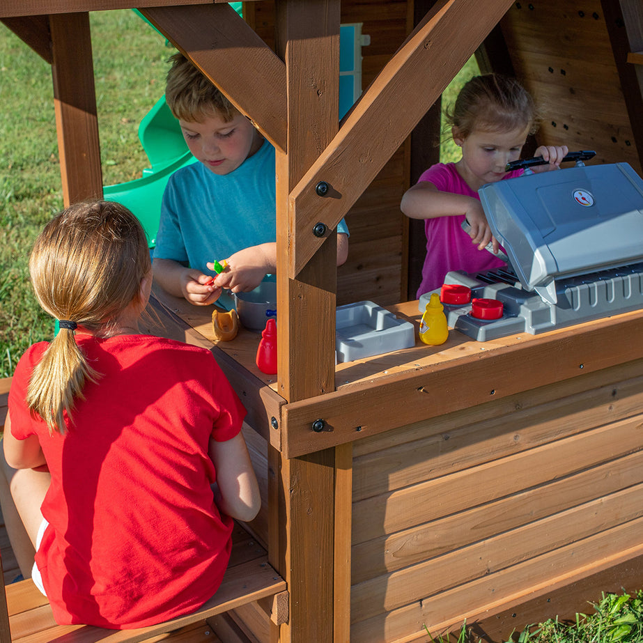 Backyard Discovery Cedar Cove Swing & Play Set