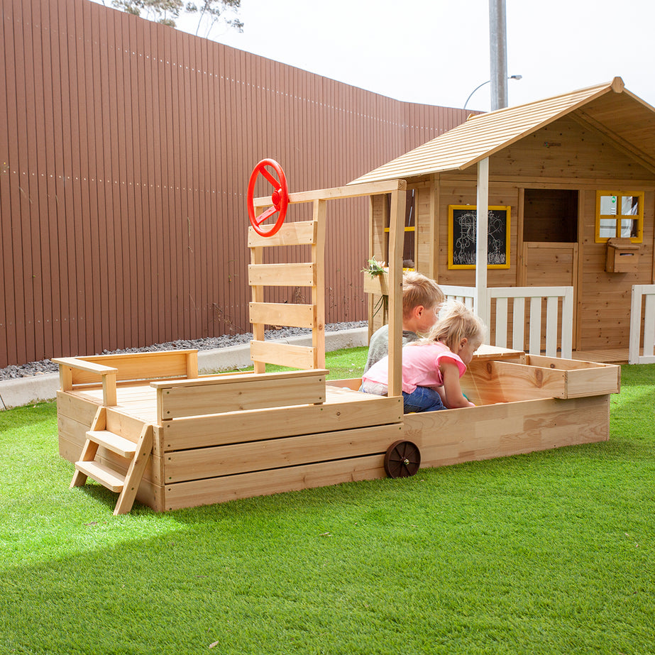 Wrangler Retractable Sandpit and Play